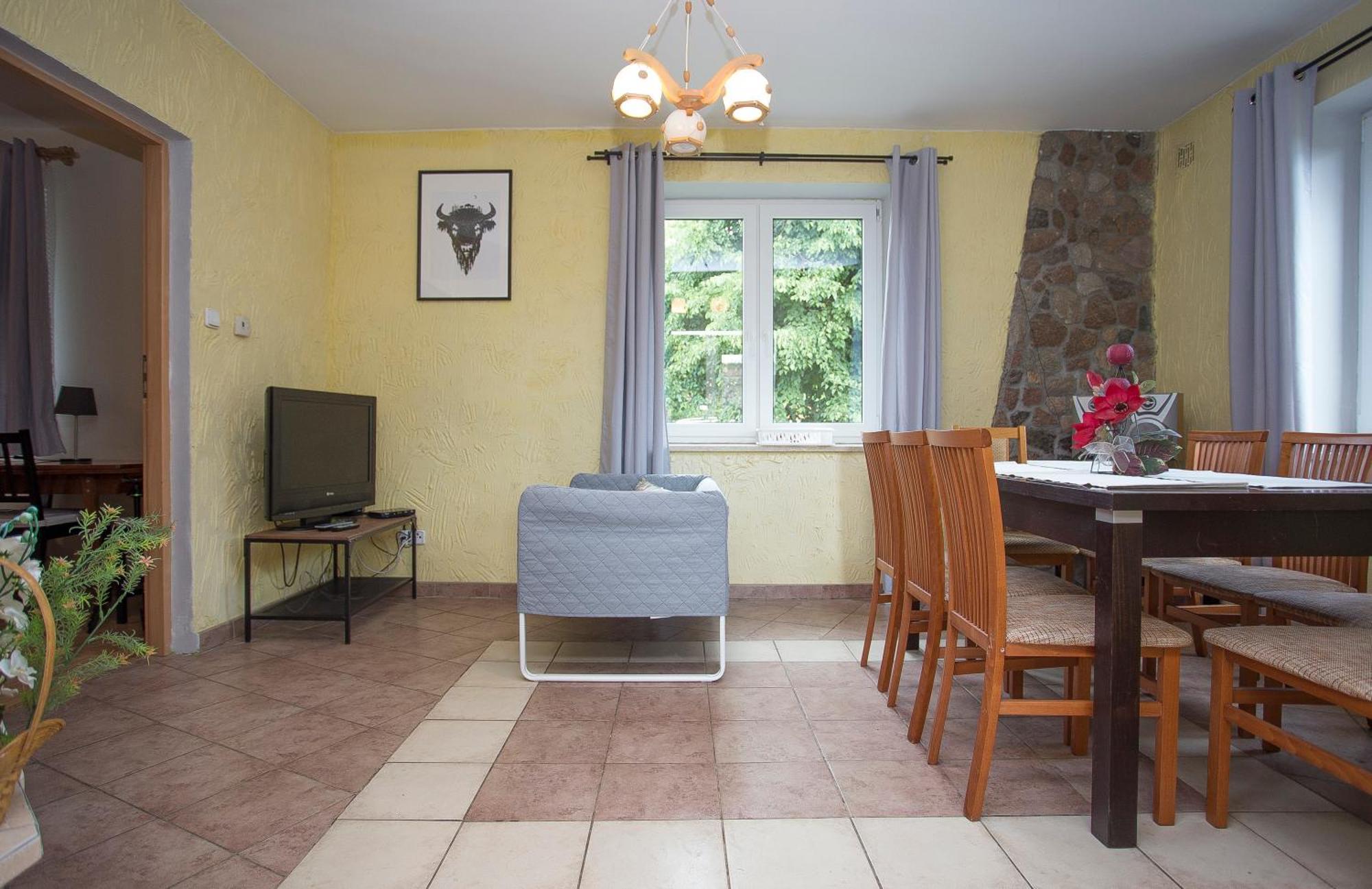 Happy Bison - A 5 Bedroom House With A Garden Bialowieza Ngoại thất bức ảnh